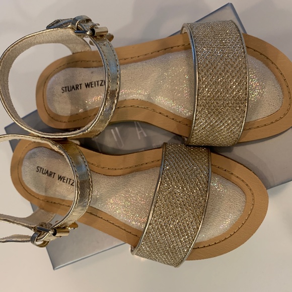 Stuart Weitzman - Never Worn Toddler Gold Sandals - Picture 5 of 6